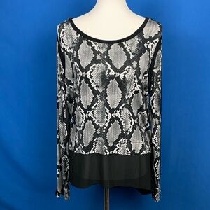 MICHAEL KORS SNAKE PRINT TOP